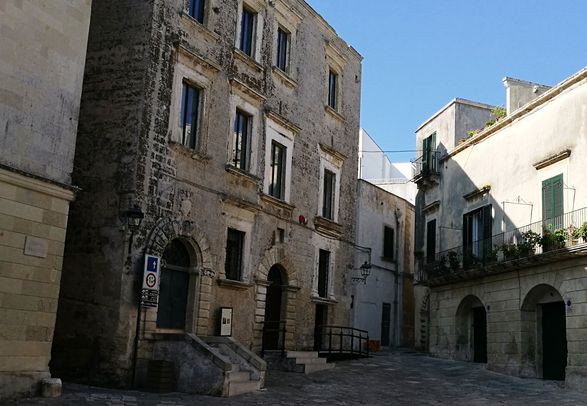 Bonus Facciate, c'è la proroga al 2022 ma sarà al 60%. Ecco cosa fare per avere la detrazione al 90% Bonus Facciate, c'è la proroga al 2022 ma sarà al 60%. Ecco cosa fare per avere la detrazione al 90%