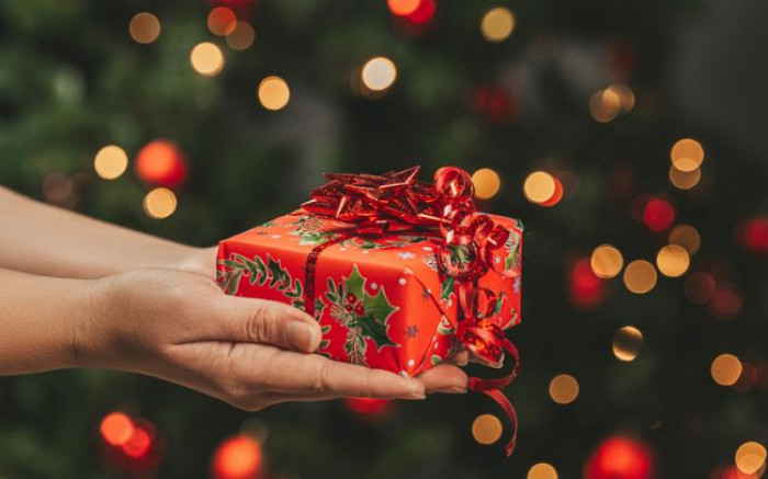 Chi ha partita Iva può detrarre le spese per i regali di Natale come si fa per le spese sanitarie?
