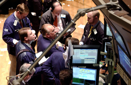 Investire in borsa: effetto Omicron si sgonfia? Azioni Usa da comprare a fine anno Investire in borsa: effetto Omicron si sgonfia? Azioni Usa da comprare a fine anno