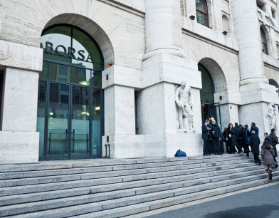 Borsa Italiana Oggi 26 aprile 2022: Ftse Mib a -0,95%. Tenaris in vetta