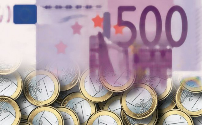 Stime PIL Italia 2022 dimezzate, l'allarme di Confindustria: nel primo semestre si va in recessione Stime PIL Italia 2022 dimezzate, l'allarme di Confindustria: nel primo semestre si va in recessione